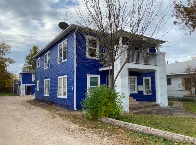 Photo - 1725 State St