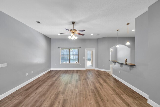 Photo - 4628 Hermosa Rd