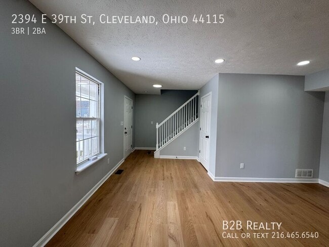 Photo - 2394 E 39th St