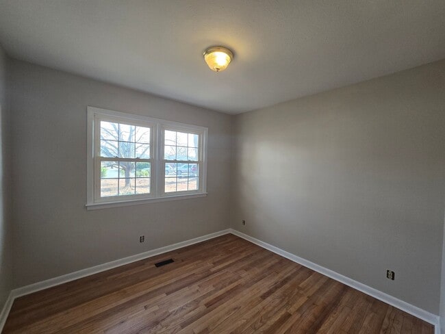 Photo - 5426 Silver Pine Ct