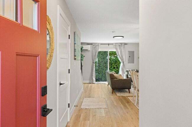 Photo - 5630 NE Everett St Unit 5630