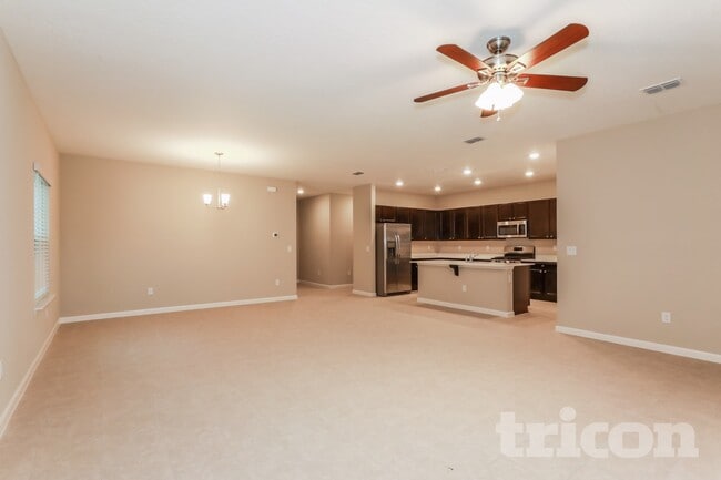 Photo - 165 Bloomfield Wy