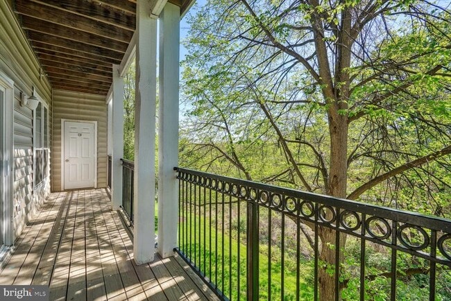 Building Photo - 1601 Spring Gate Dr. Unit 1210