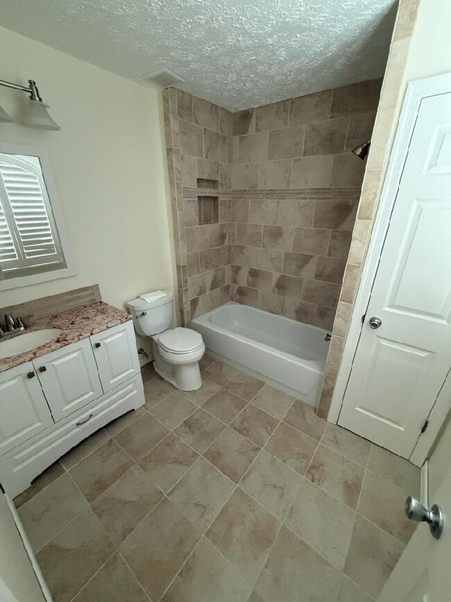 Photo - 64 Riverview Dr