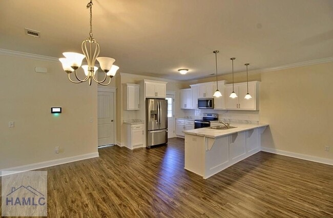 Photo - 455 Bluff Rd