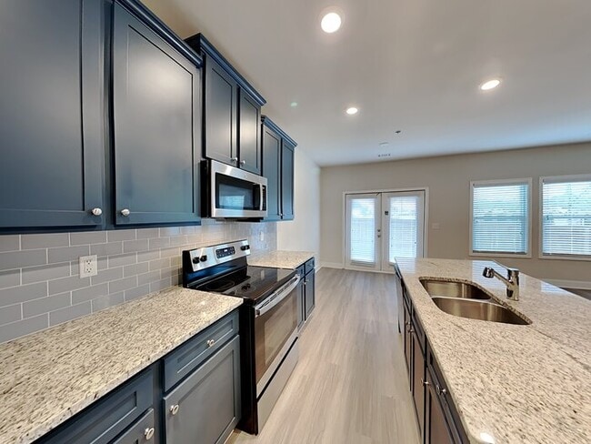 Photo - 116 Wayne Ln