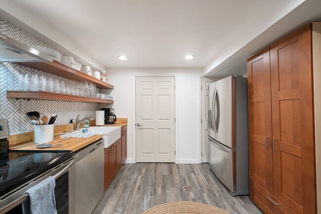 Photo - Golden Duplex > Unit is fully furnished feels like NEW!