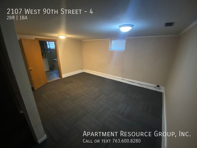 Photo - 2107 W 90th St Unit 4