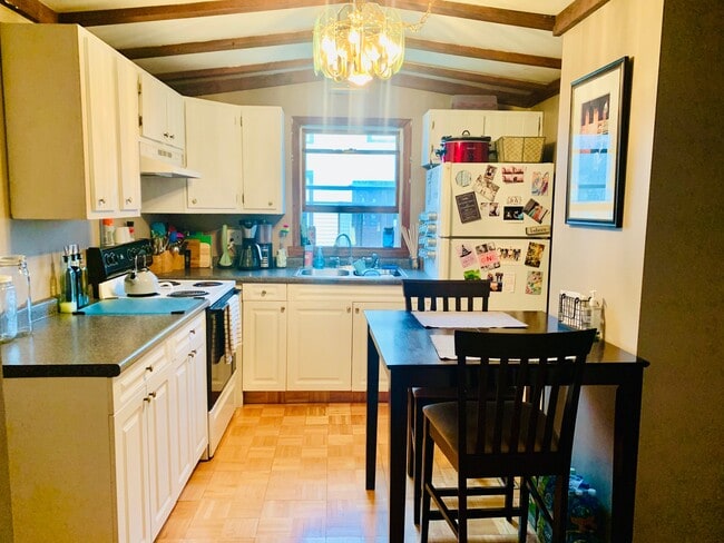 Photo - 12 Baker St Unidad Second Floor