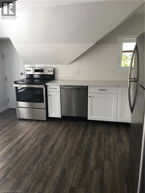 Photo - 109 Waterloo St