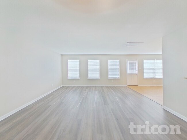 Photo - 801 Santa Rosa Dr