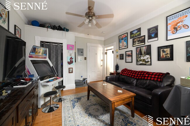 Photo - 49 Laurel St Unit 3