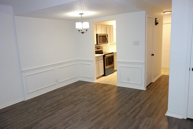 220 Vista Way Unit 220