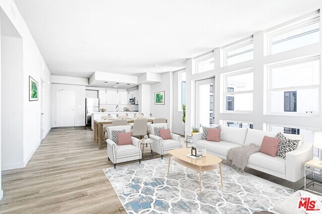 Photo - 2847 Leeward Ave Unit 206