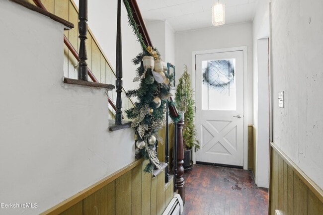 Photo - 9 Lincoln St