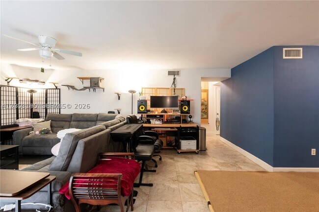 Photo - 9490 SW 77th Ave Unit N1