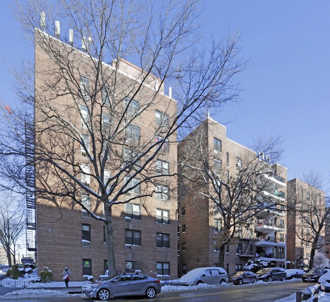 Photo - 3825 Parsons Blvd