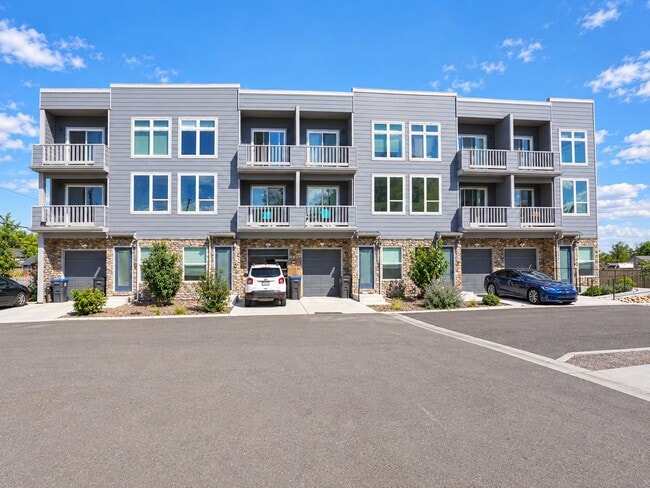 Building Photo - 3576 W 66th Ave