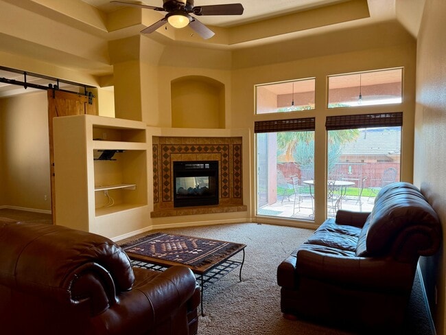 Photo - 1642 N Great Basin Dr
