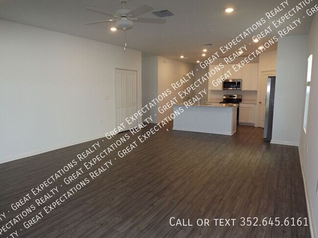 Photo - 4706 SW 83rd Lp House