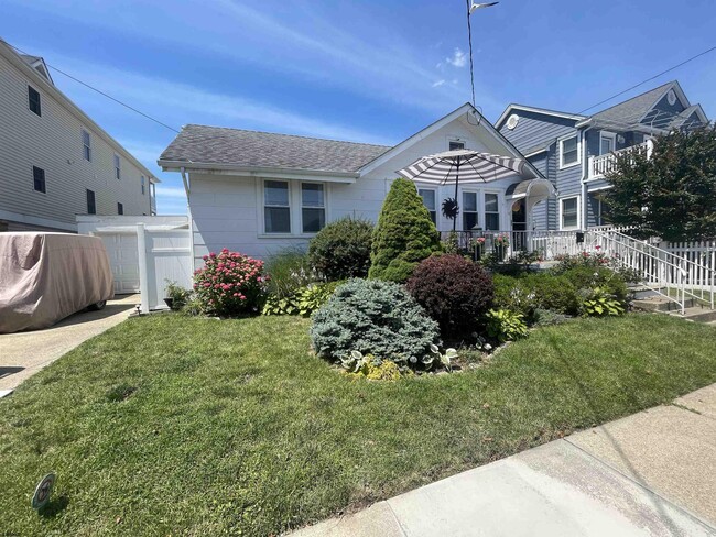 Photo - 120 N Monroe Ave