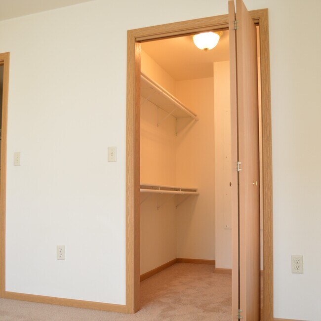 Photo - 1501 92nd St