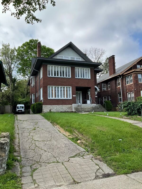 Photo - 611 E Mitchell Ave Unit # 1