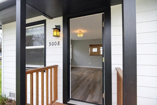 Photo - r3008unanderavev Unit 3008