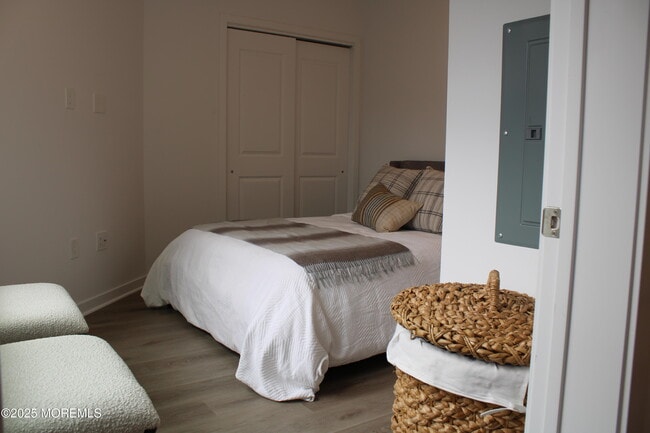 Photo - 2000 Schindler Dr