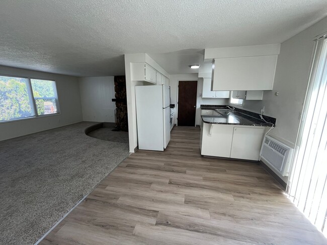 Photo - 1825 Arthur St Unidad 1825