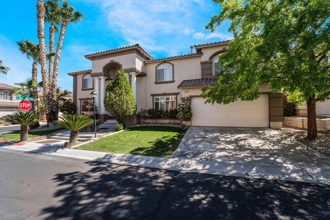 Photo - Luxurious Home in Gated Community