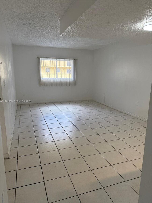 Photo - 14910 SW 82nd Terrace Unit 15-203