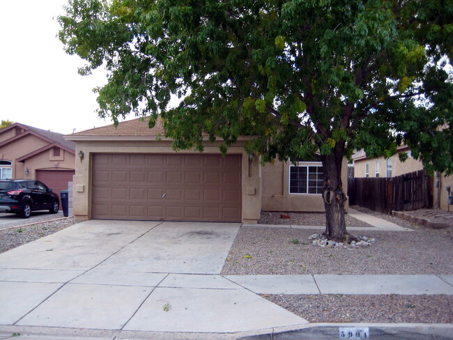 3 Bedroom in near Northwest - 3 Bedroom in near Northwest Casa