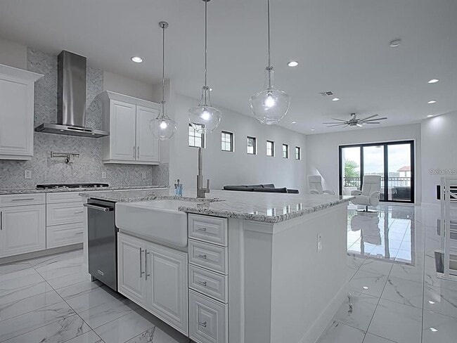 7661 Toscana Blvd