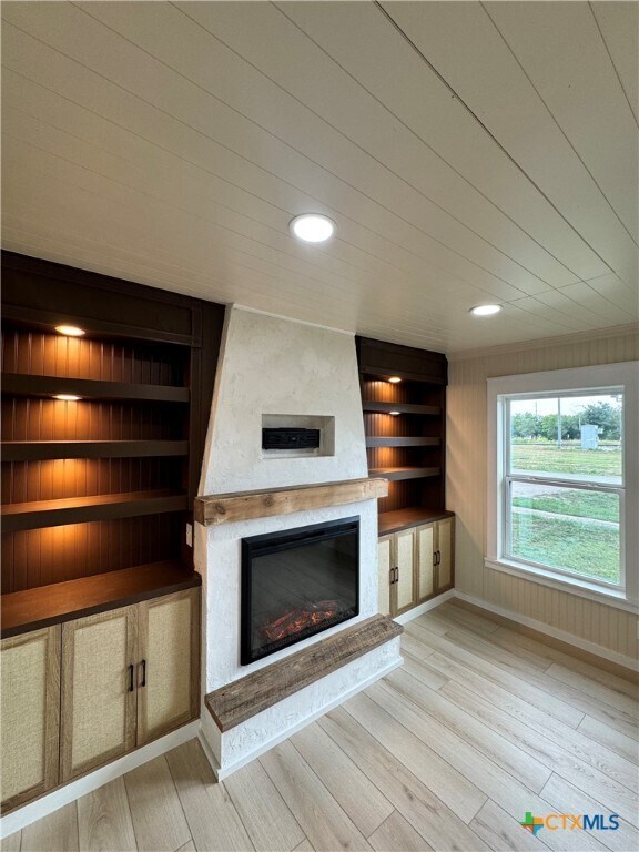 Photo - 223 NW Front St