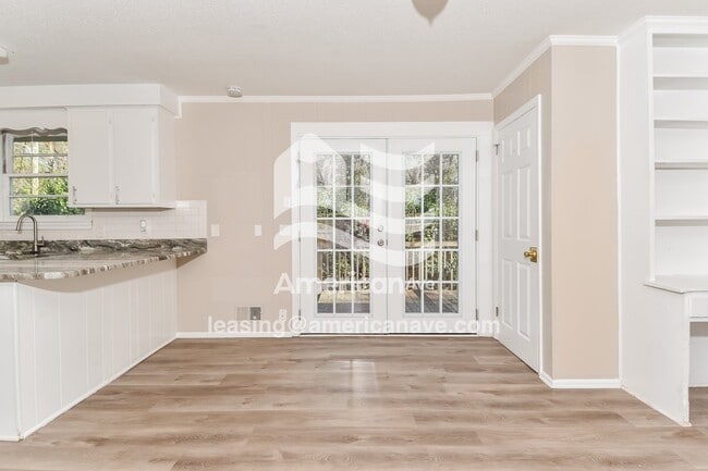 Photo - 4016 Williamsburg Dr