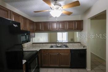 Photo - 1155 Thayer St