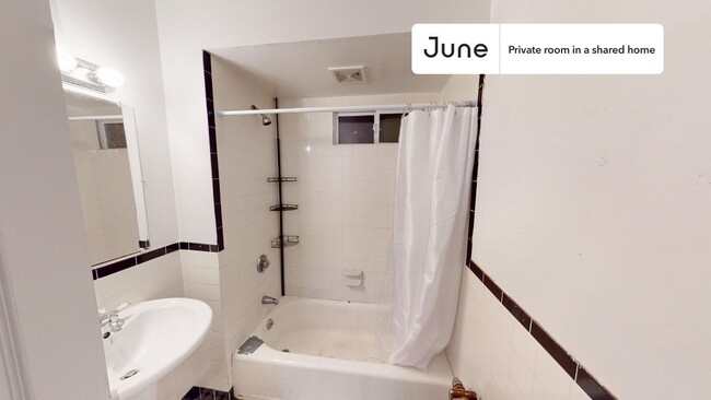 Photo - Room in Shared 6 bed/2 bath home Unidad C