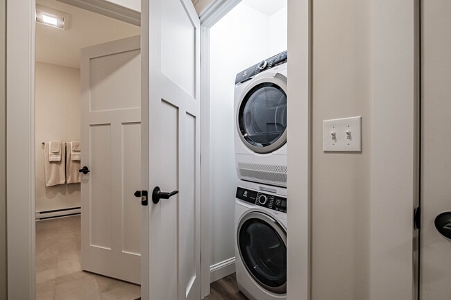 Photo - Bridgton Gateway Unit 2