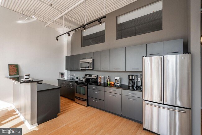 Building Photo - 2200 Arch St Unit 1011 Rental