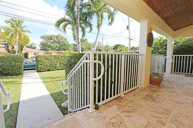 Photo - 2746 SW 32nd Ct Unidad 2746