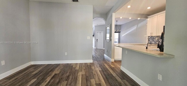 Photo - 3311 Merrick Ln