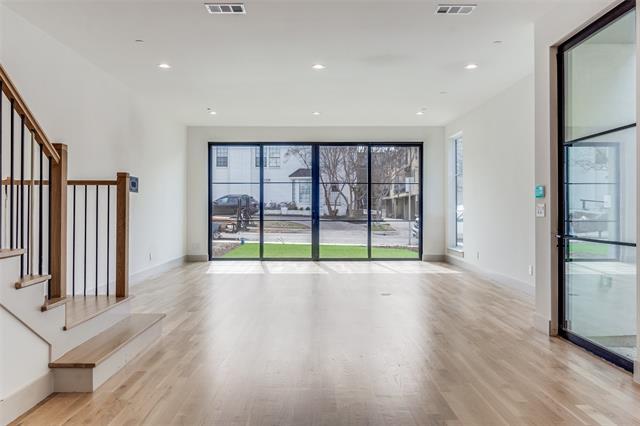 Photo - 3318 Rosedale Ave