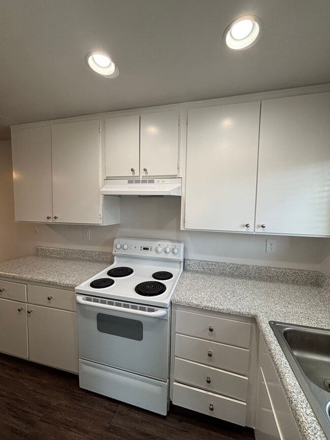 104 Brookstone Apartments