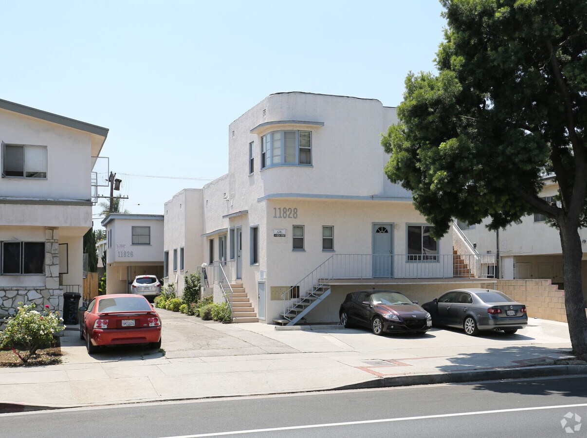 Photo - 11826-11828 Venice Blvd Apartments