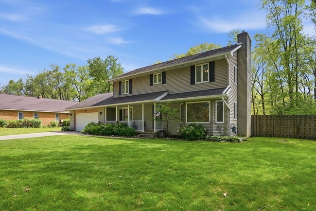 Photo - Union Lake Retreat – Updated 4-Bed Colonial w/ Stand-by Generator