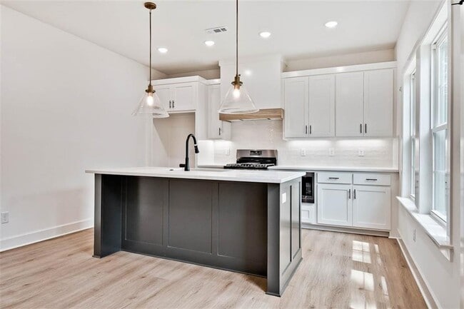 Photo - 1 Hartford Ln