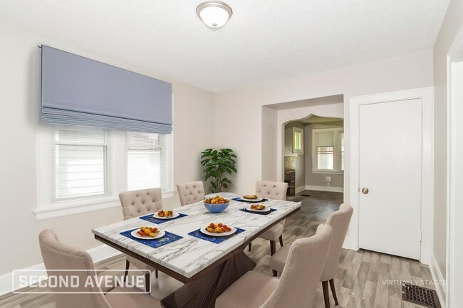 Photo - 3121 Cavanaugh Ave