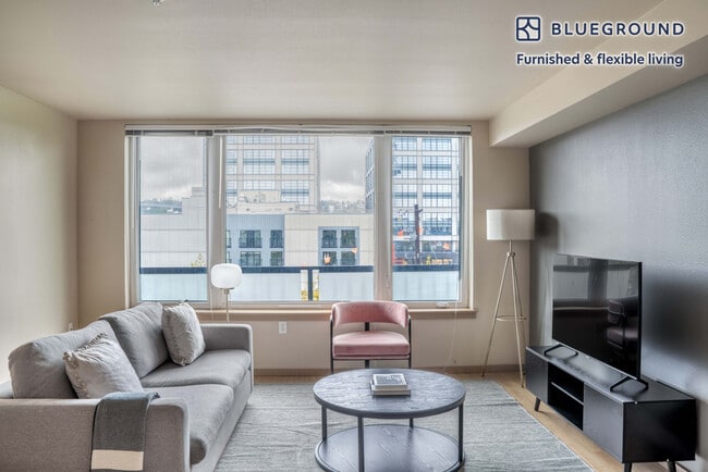 Building Photo - 708 6th Ave N Rental