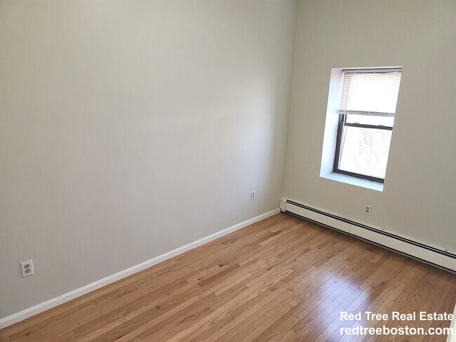 Photo - 3148 Washington St Unit 2